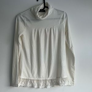Turtle Neck Top Lace White